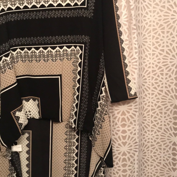 Long Blouse - Picture 3 of 4